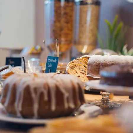 加尔尼薄荷酒店 酒店