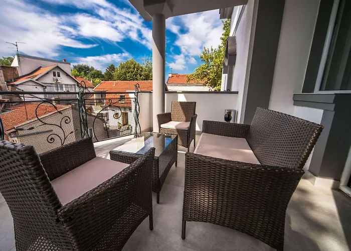 غارني مينت 4* بلغراد